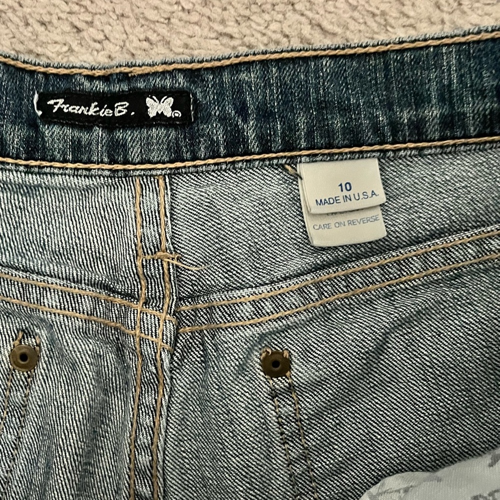 Frankie B. Jeans - Picture 4 of 14